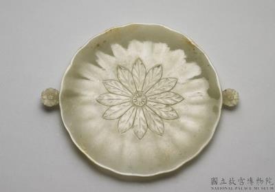 图片[2]-Jade plate with two handles. India-China Archive